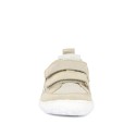 Sneakers barefoot